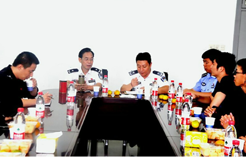 1476260750635092523.jpg 20161012flx1.jpg